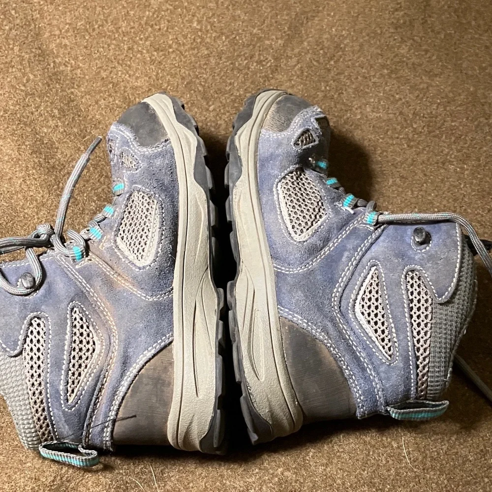 Vasque Breeze waterproof leather hiking boots big kids 3